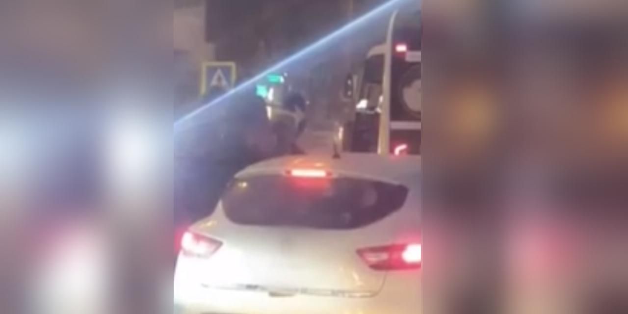 Bursa İnegöl Halk Otobüs Yol Verme Kavgası
