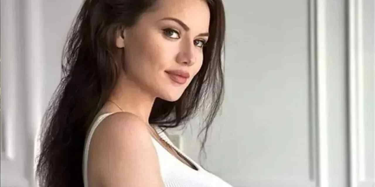 Fahriye Evcen Kaza Geçirdi