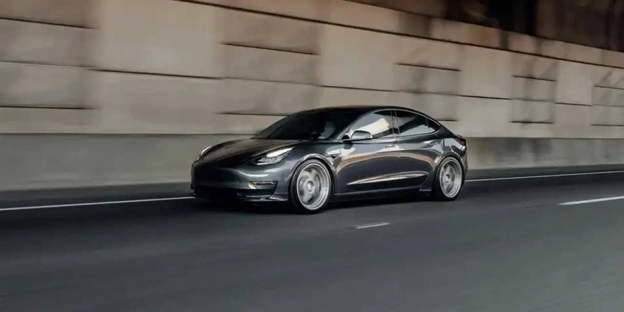 Tesla Model q