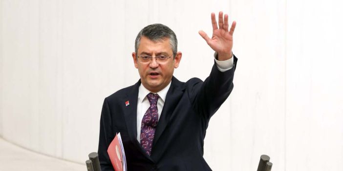 Özgür Özel'den Merkez Medyaya Sert Tepki: 'Yok Öyle Yağma!'