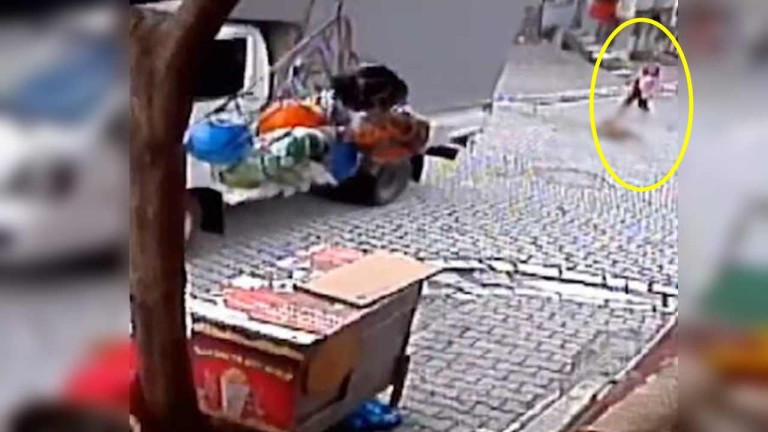 Kaçan Sürücünün Çarptığı 4 Yaşındaki Çocuk Hayatını Kaybetti: Kaza Anı Kamerada