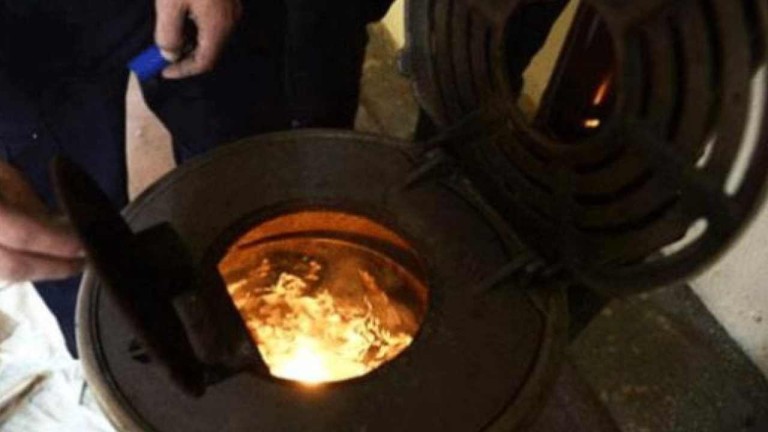 Sivas'ta Soba Faciası: Kardeşlerden Biri Zehirlenerek Hayatını Kaybetti