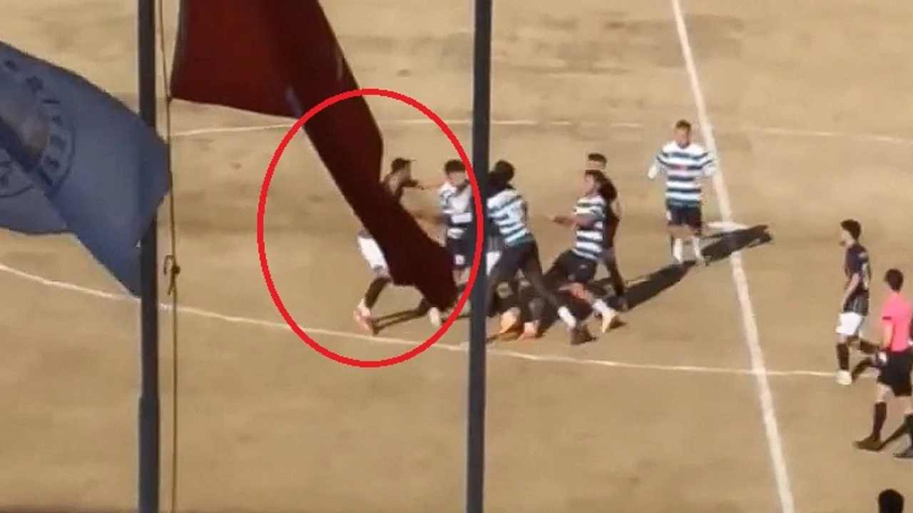 Afyonkarahisarspor saha karıştı