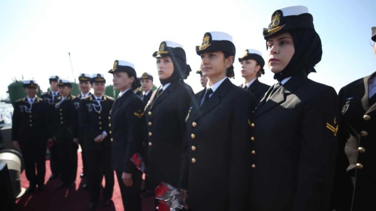 Kadın Denizcilerden Çanakkale'de Anlamlı 8 Mart Buluşması