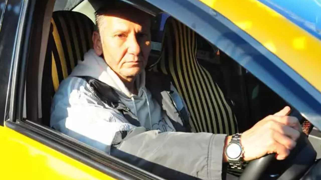 Taksiciye Bıçaklı Gasp Girişimi