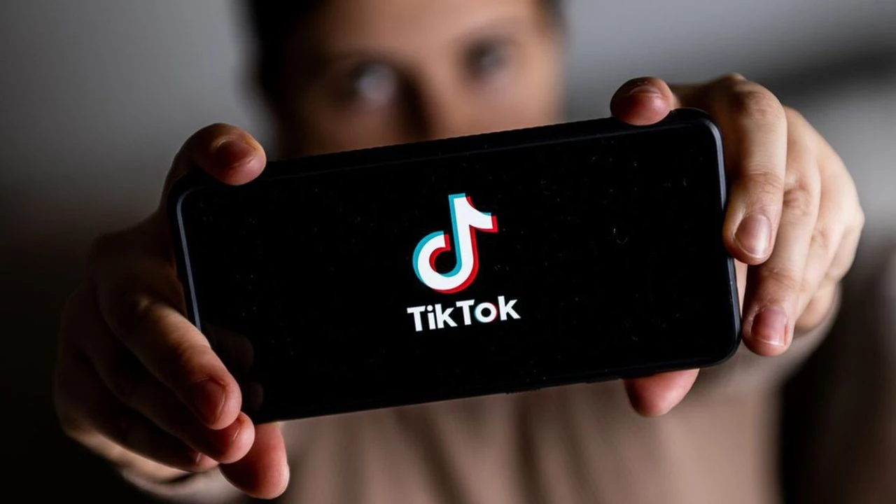 Arnavutluk'ta TikTok Yasağı 1 Yıl