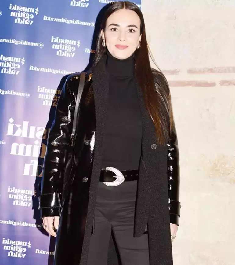 Hande Soral