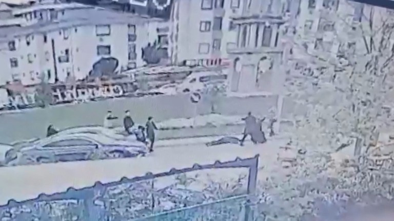 Trafikte Tartıştığı Sürücüyü Vurup Kaçtı: Sancaktepe'deki Silahlı Saldırı Kamerada