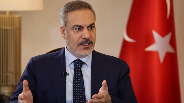 Dışişleri Bakanı Hakan Fidan: Suriye'de Hiçbir Ülkeyle Çatışma Niyetimiz Yok, Özgür Özel'in Sözleri Hakarettir
