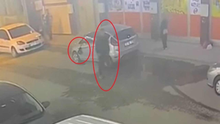 Silvan'da Park Halindeki Otomobilin Dikiz Aynasını Tekmeleyerek Kıran Şüpheli Aranıyor