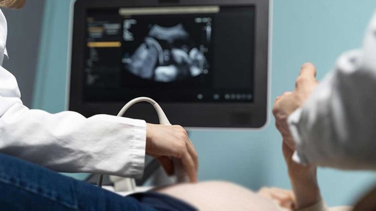 Yurt Dışına Yumurta Satışı İddiasıyla Özel Kadın Doğum Kliniğine Soruşturma