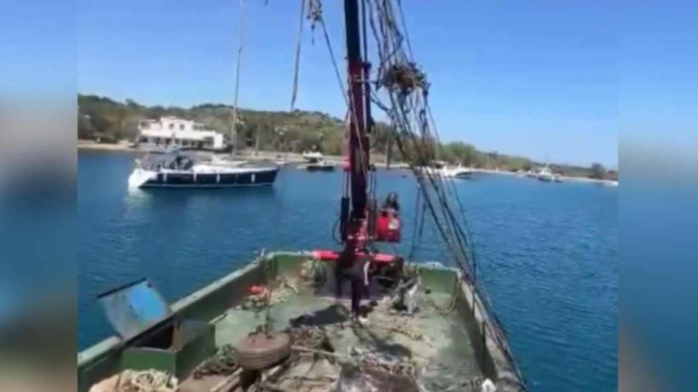 Muğla'da Myndos Antik Limanı'ndaki İzinsiz Bağlı Teknelere Yasal İşlem