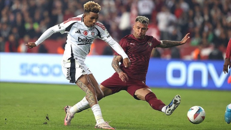 Beşiktaş-Hatayspor maçında dikkat çekenler: Solskjaer'in tercihleri, genç yetenek ve boş tribünler